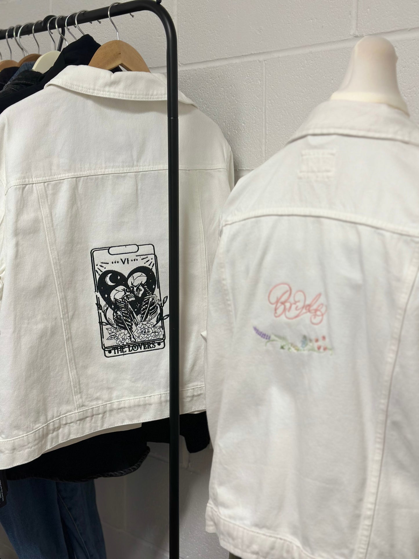 The Lovers Tarot Embroidered White Denim Jacket – Customisable