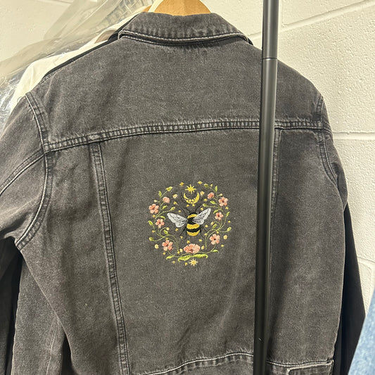 Bee design off-black Denim Jacket